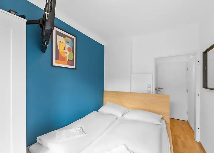 Aparthotel Flora Collection