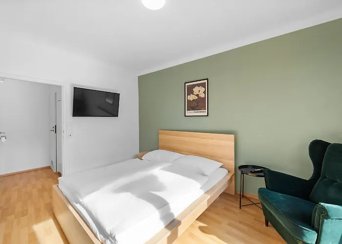 Flora Collection Aparthotel 3*