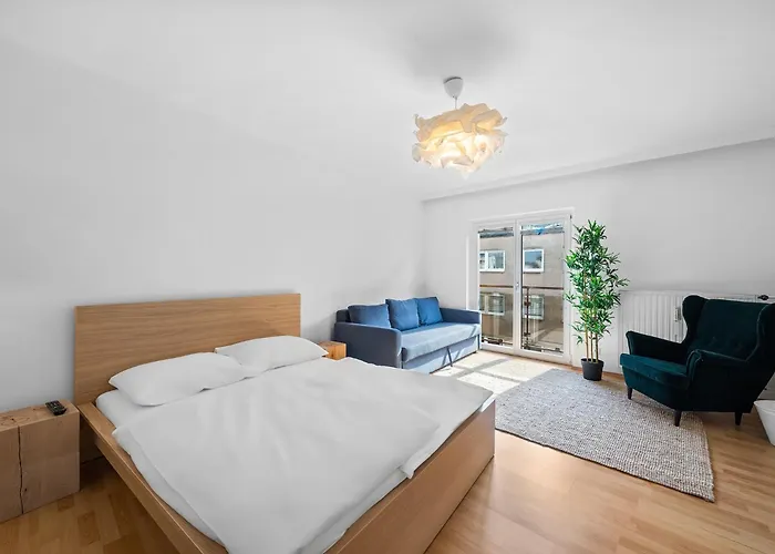Flora Collection Aparthotel Wenen